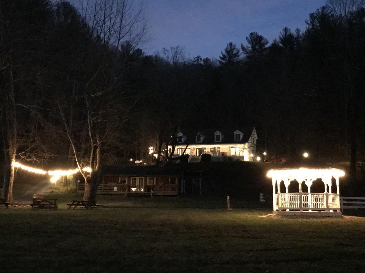 Valle Crucis Farm Exteriér fotografie